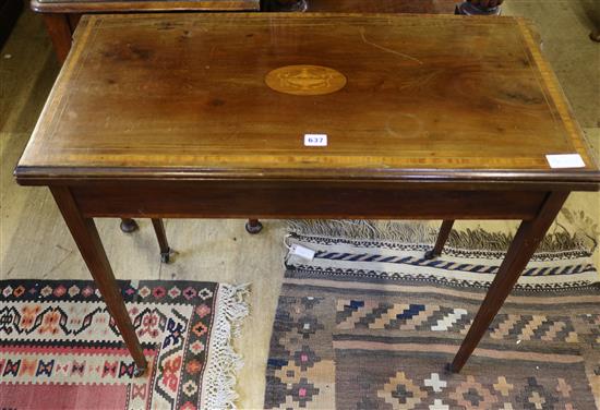 Inlaid mahogany card table(-)